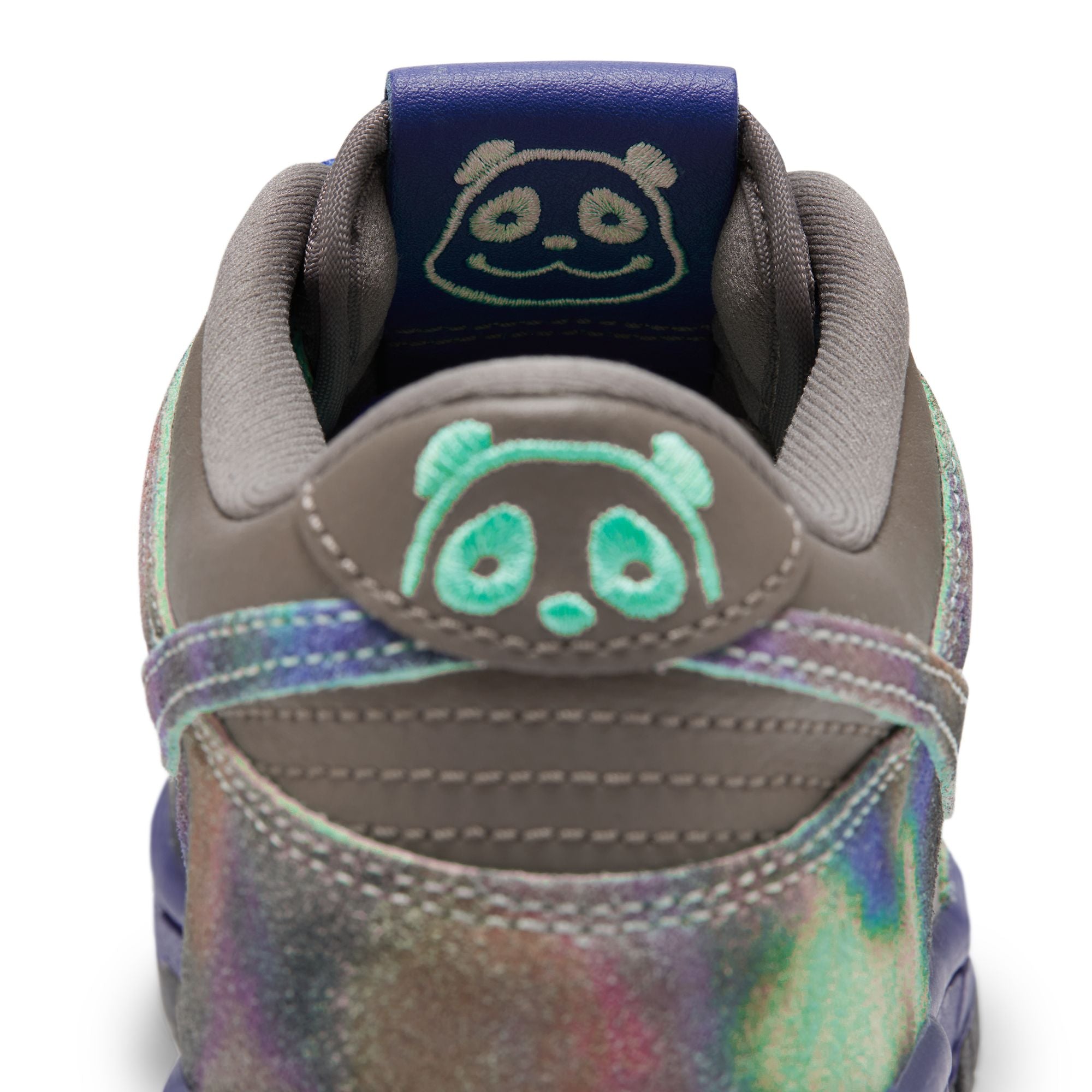 KIDS NIKE DUNK LOW SE GS "PANDA" (CAVE STONE/MINT/DEEP NIGHT/BLACK)