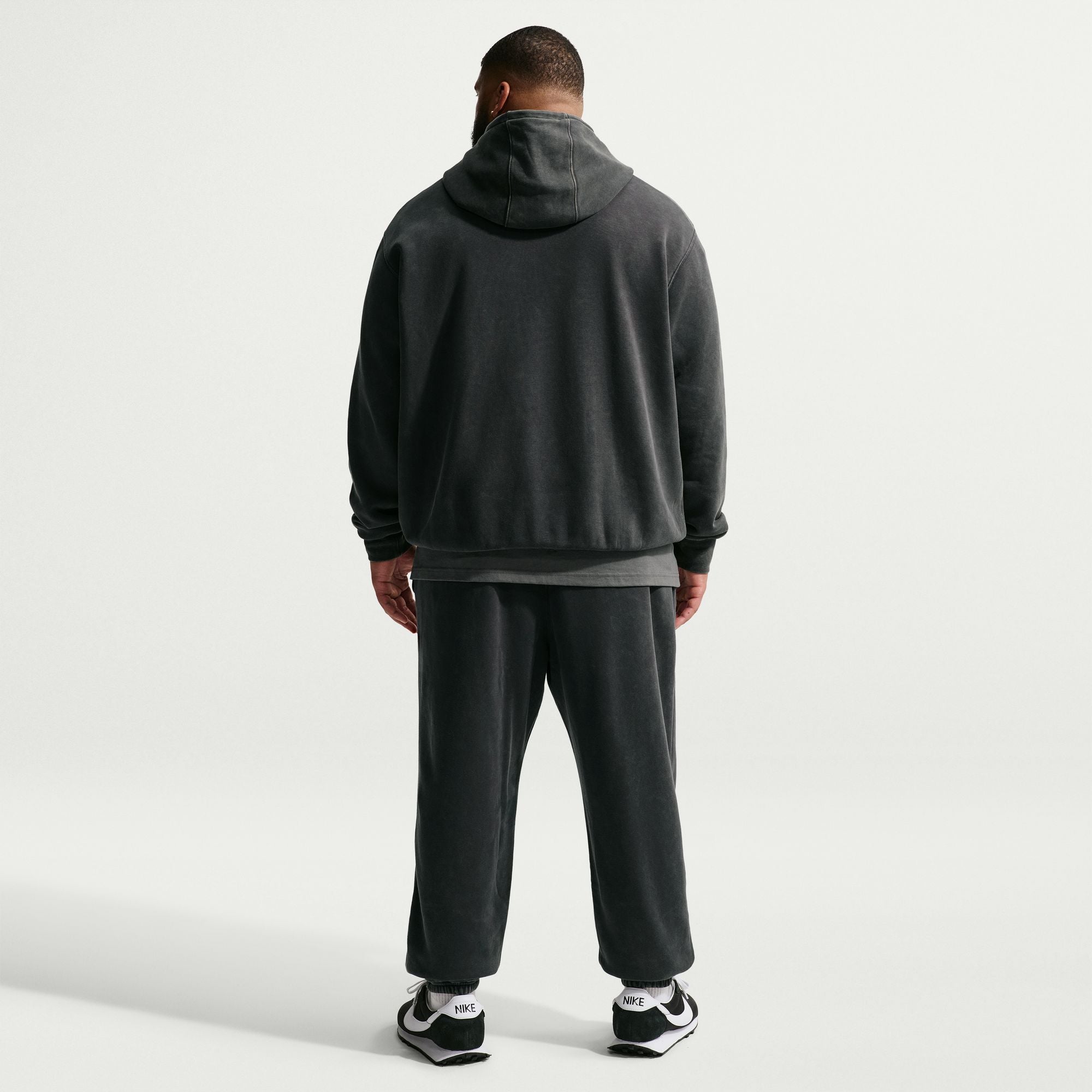 MENS NIKE SPORTSWEAR CLUB WASHED FLEECE HOODIE (ANTHRACITE)