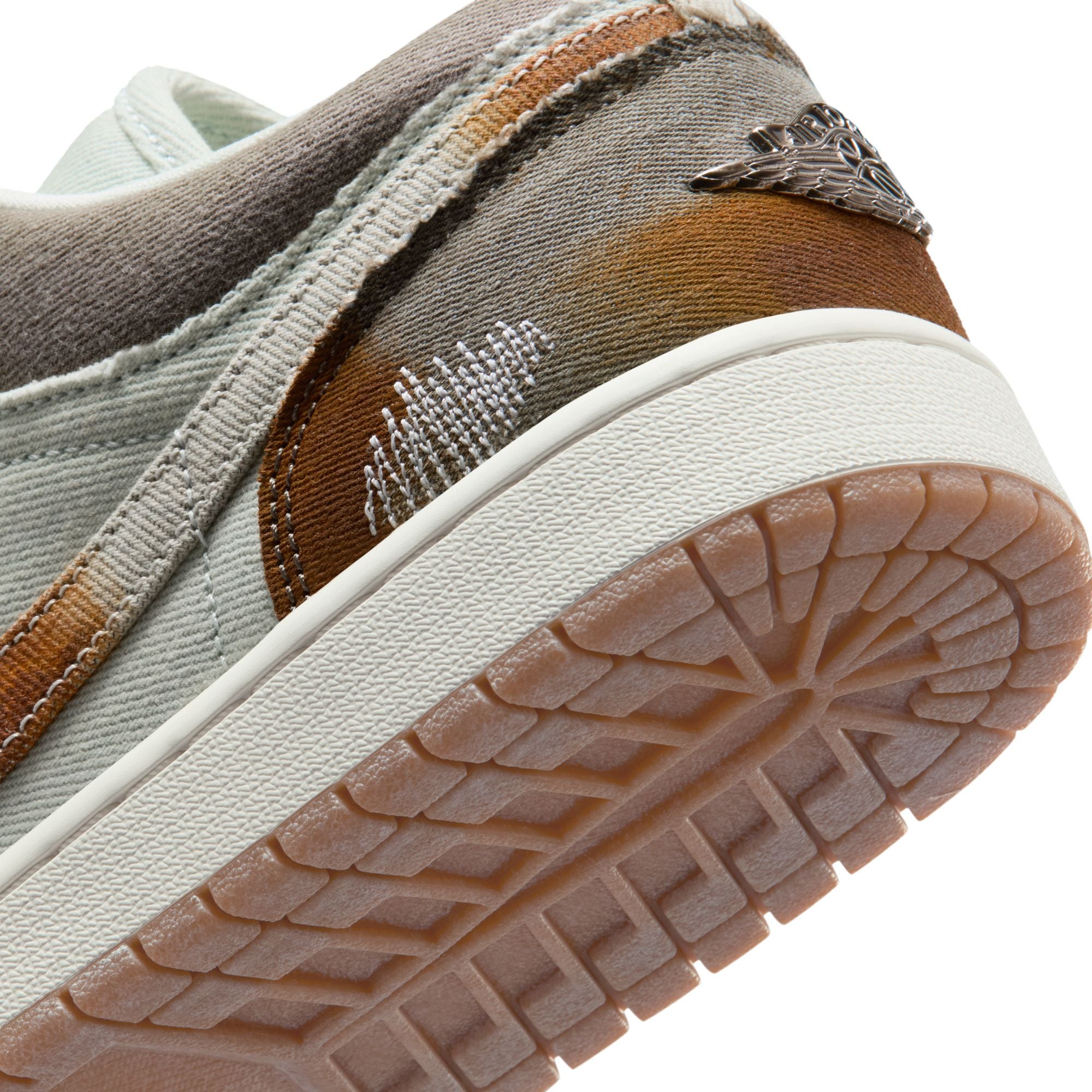 MENS AIR JORDAN 1 LOW SE (MULTI-COLOR/SAIL/LIGHT BONE)