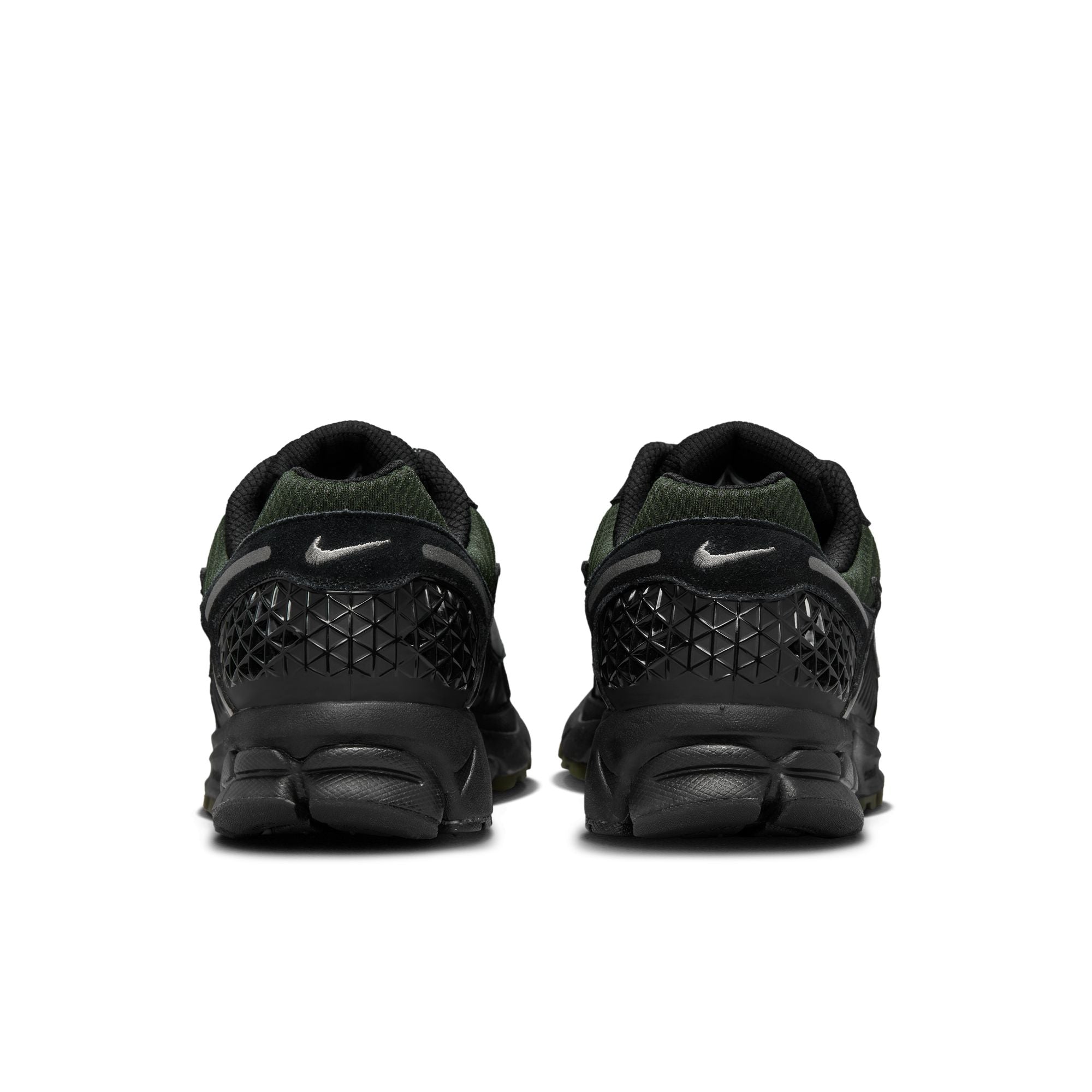 MENS NIKE ZOOM VOMERO 5 (BLACK/SEQUOIA)