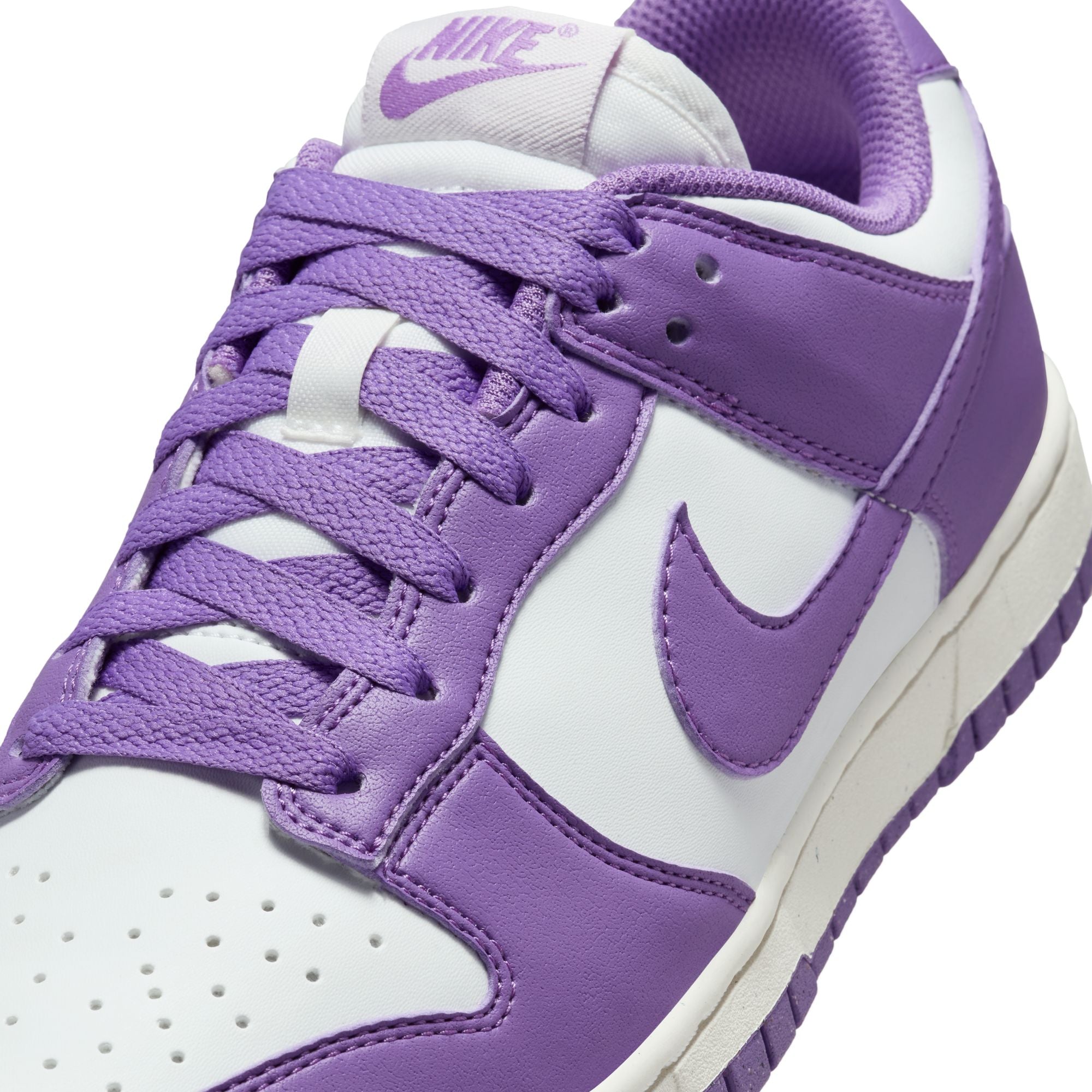 WOMEN'S NIKE DUNK LOW NEXT NATURE (BLACK RASPBERRY)