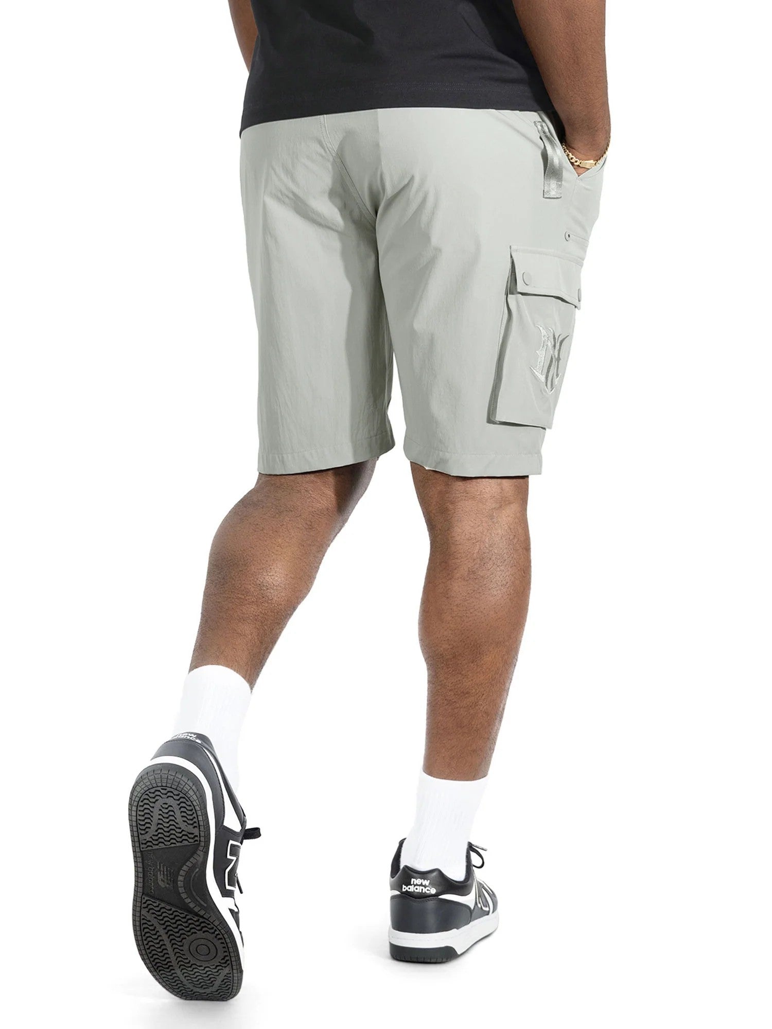 MENS MAKOBI ADORNI NYLON SHORT (GREY)