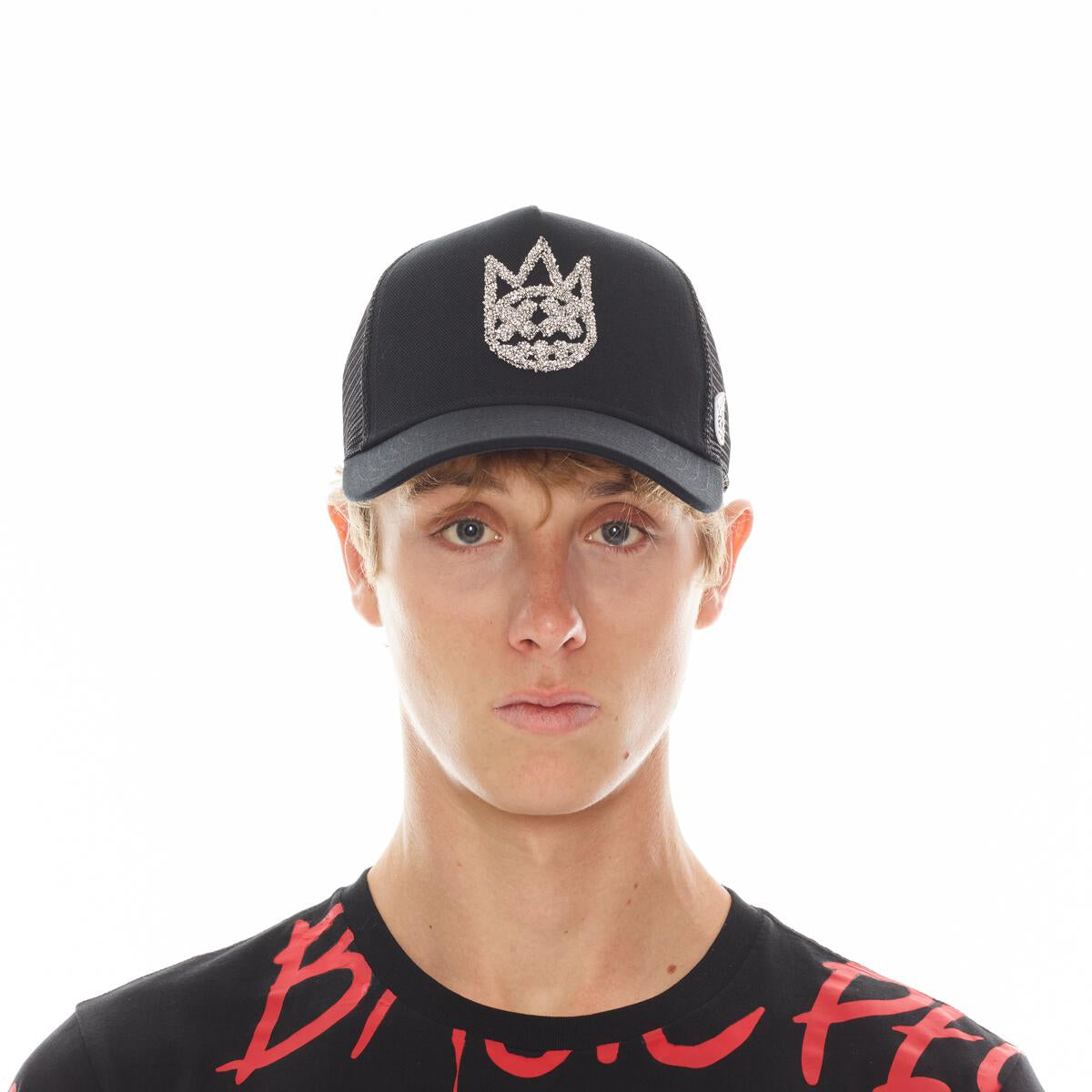 CULT CLEAN CRYSTAL LOGO MESH BACK TRUCKER CURVED VISOR (BLACK)