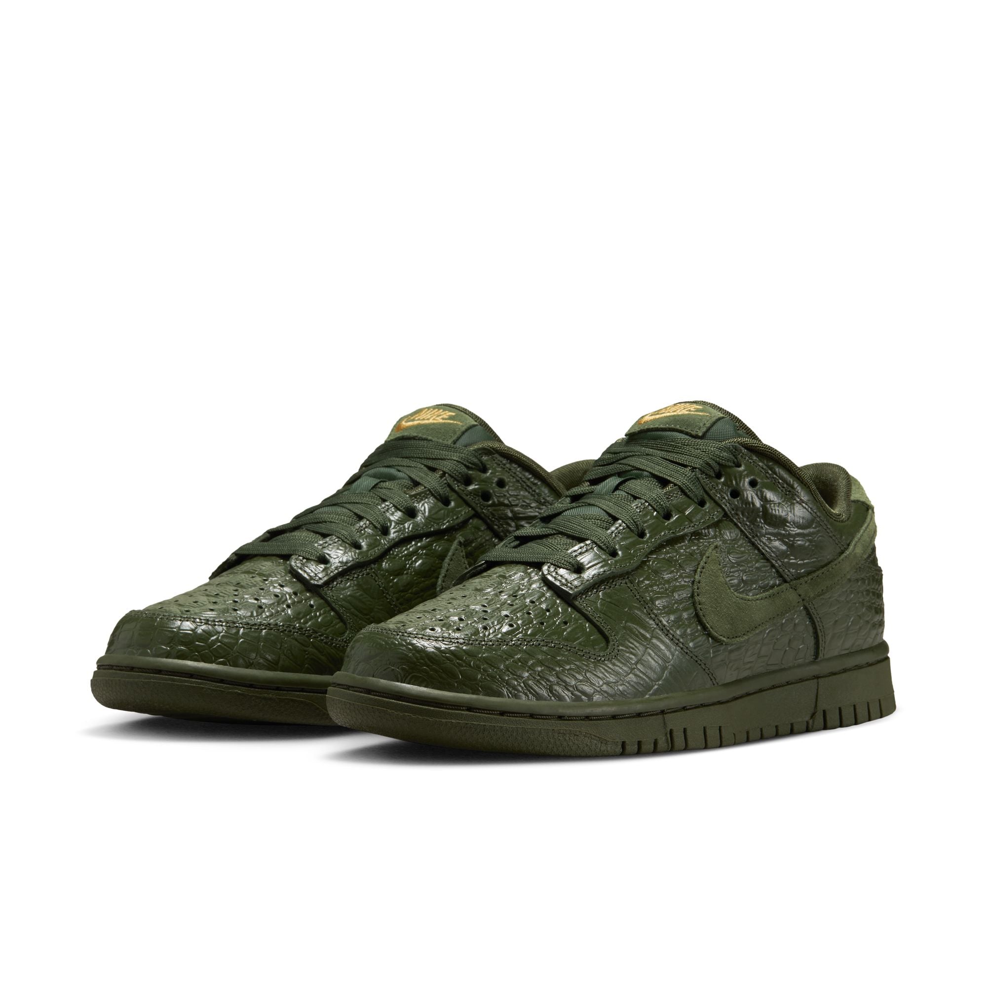 WOMENS NIKE DUNK LOW SS (GREEN CROC)