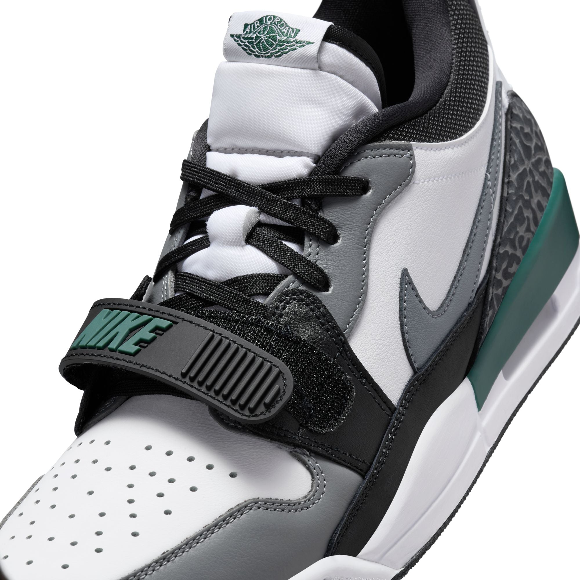 MENS AIR JORDAN LEGACY 312 LOW (WHITE/OXIDIZED GREEN/BLACK/COOL GREY)