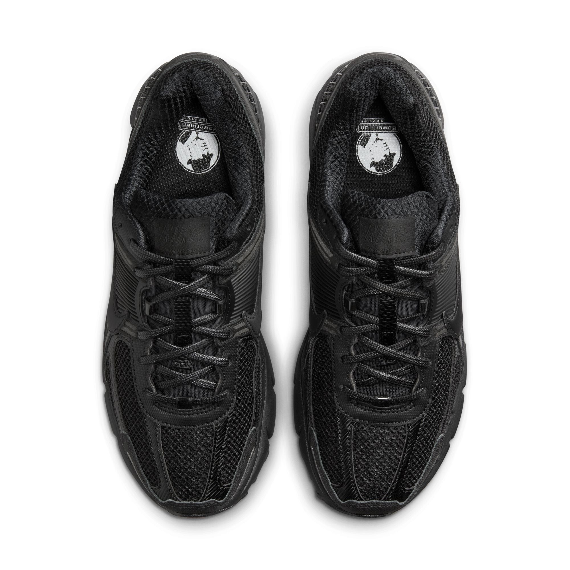 MENS NIKE VOMERO 5 (BLACK)