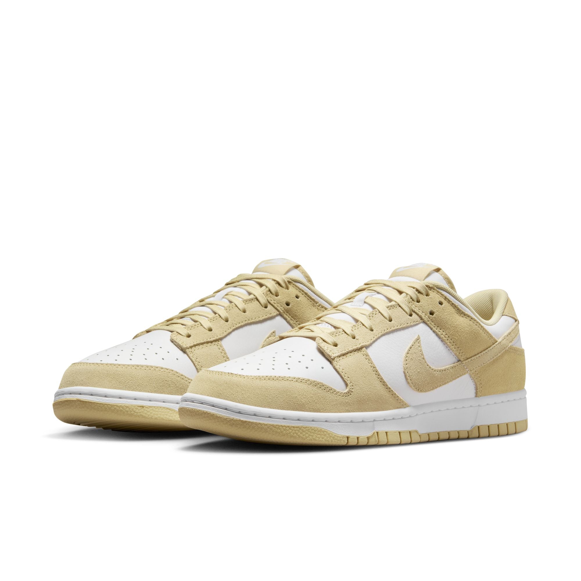 MENS NIKE DUNK LOW RETRO SE (TEAM GOLD)