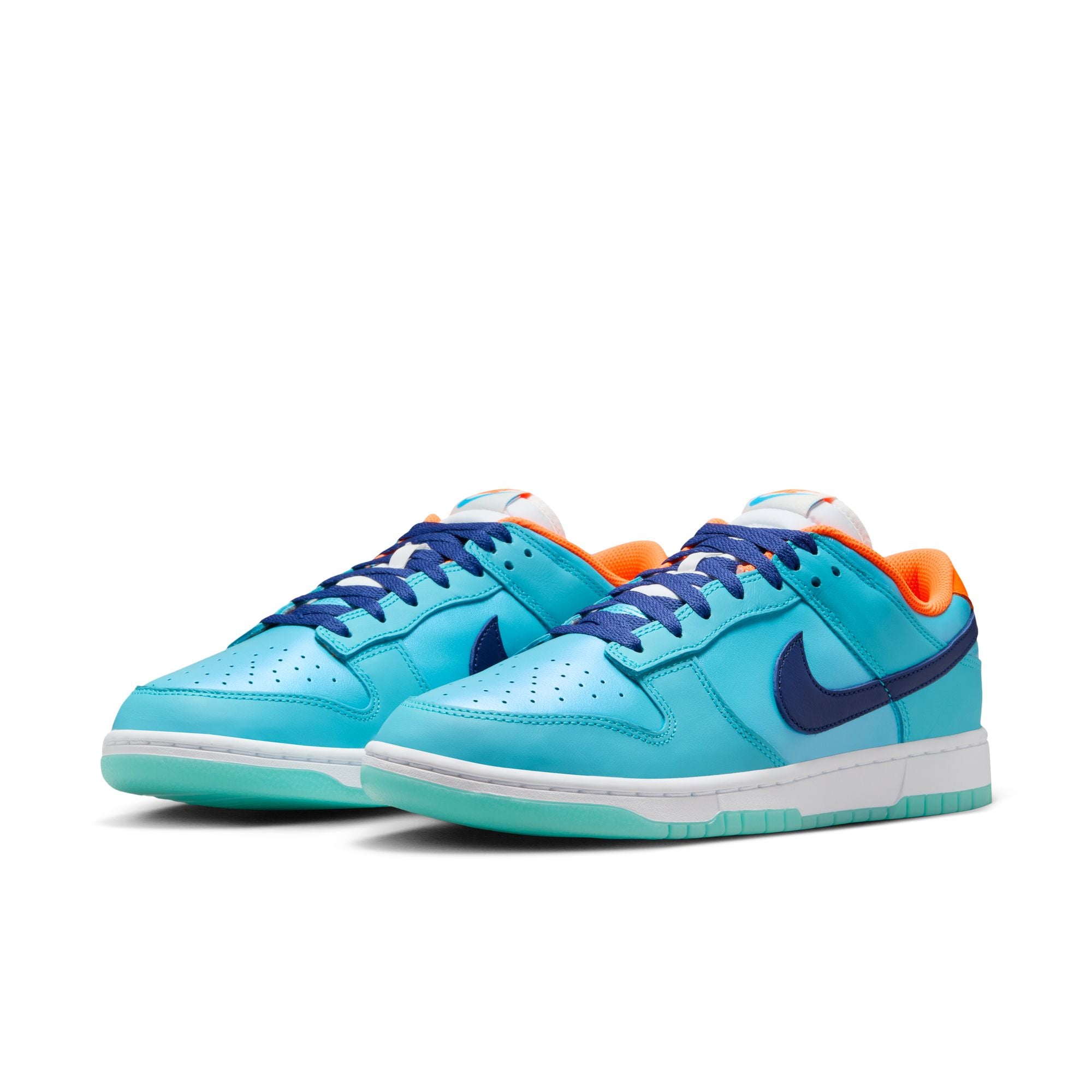 MENS NIKE DUNK LOW SE (BALTIC BLUE/DEEP ROYAL BLUE/TOTAL ORANGE)