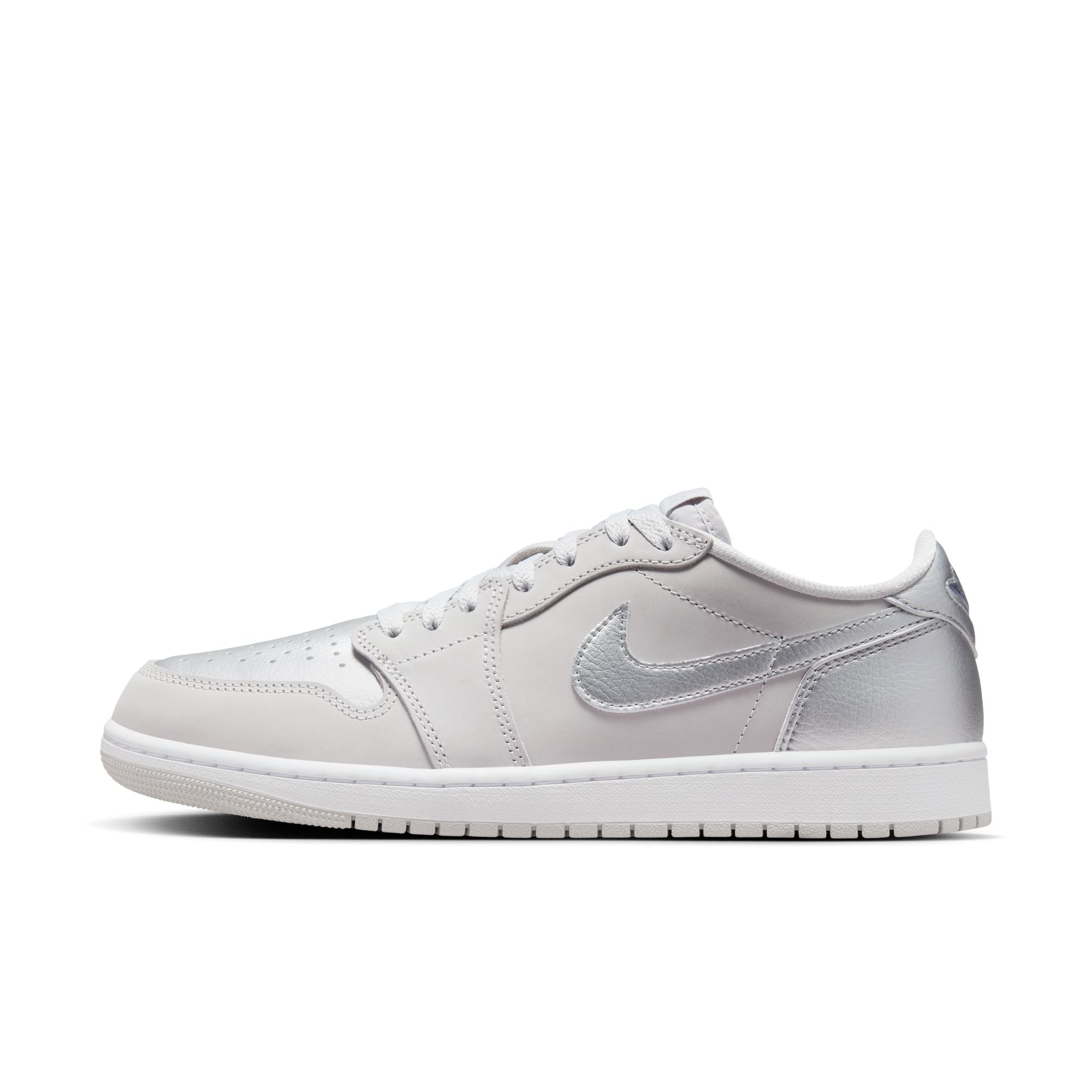 MENS AIR JORDAN 1 RETRO LOW OG (METALLIC SILVER)