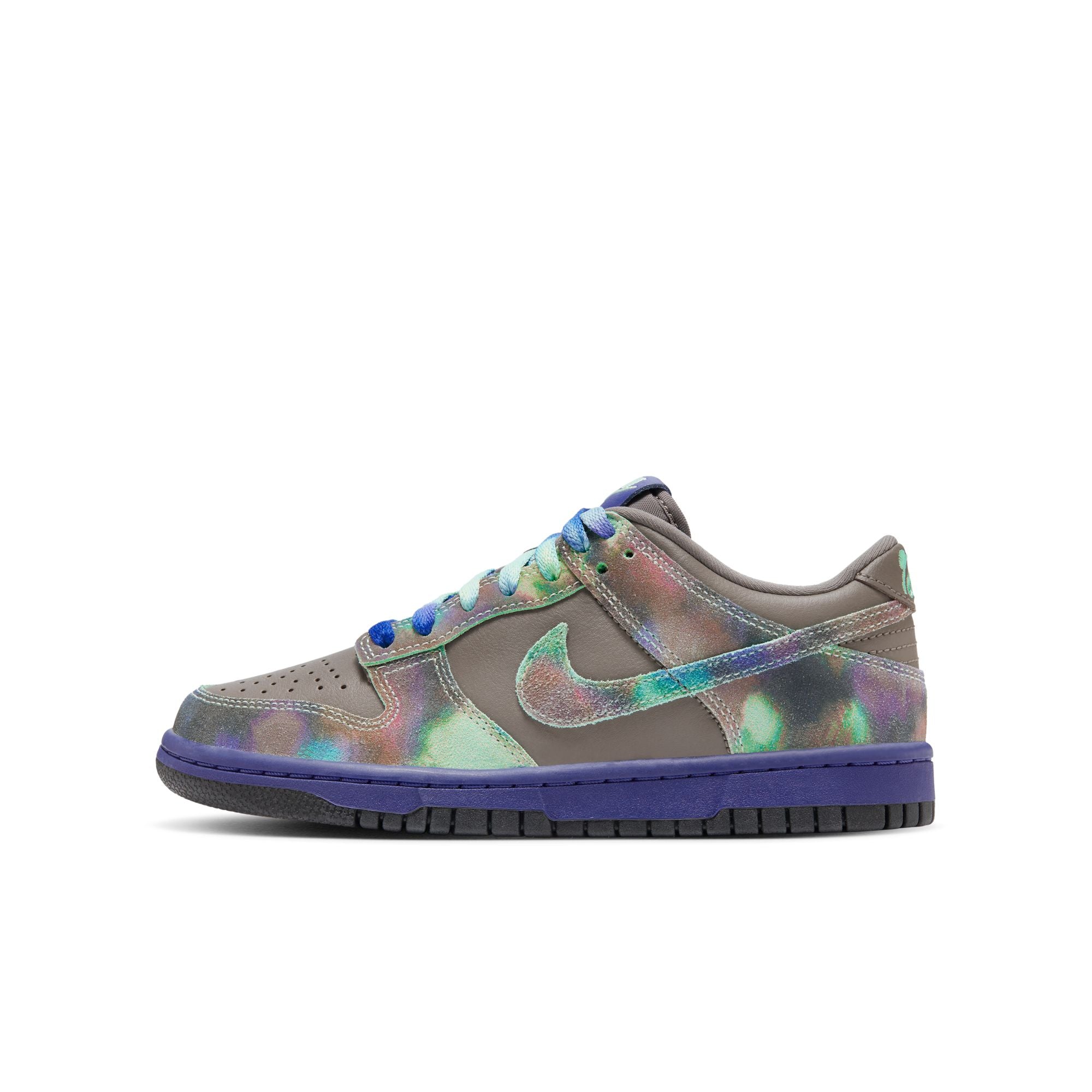 KIDS NIKE DUNK LOW SE GS "PANDA" (CAVE STONE/MINT/DEEP NIGHT/BLACK)