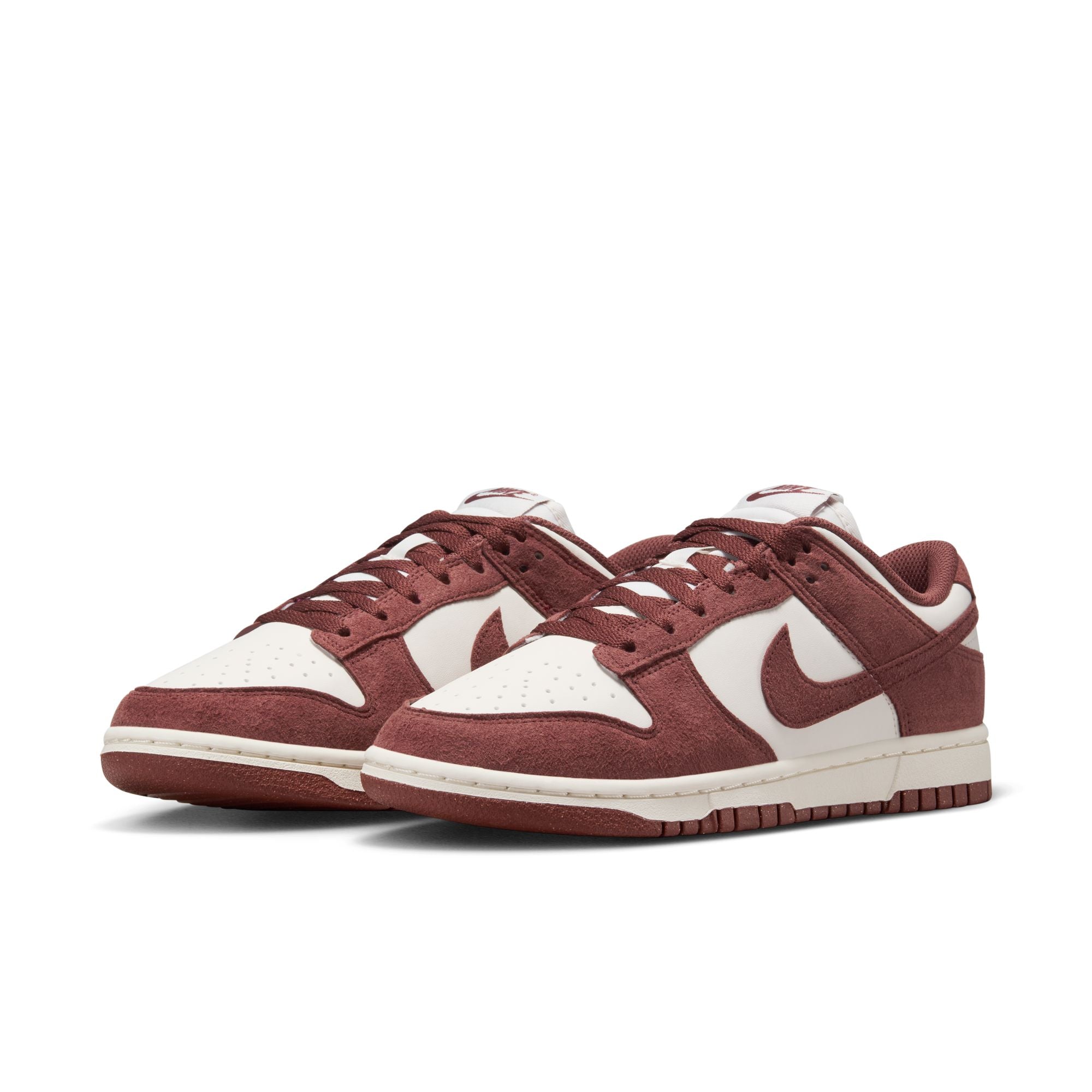 WOMENS NIKE DUNK LOW NEXT NATURE (RED SEPIA)