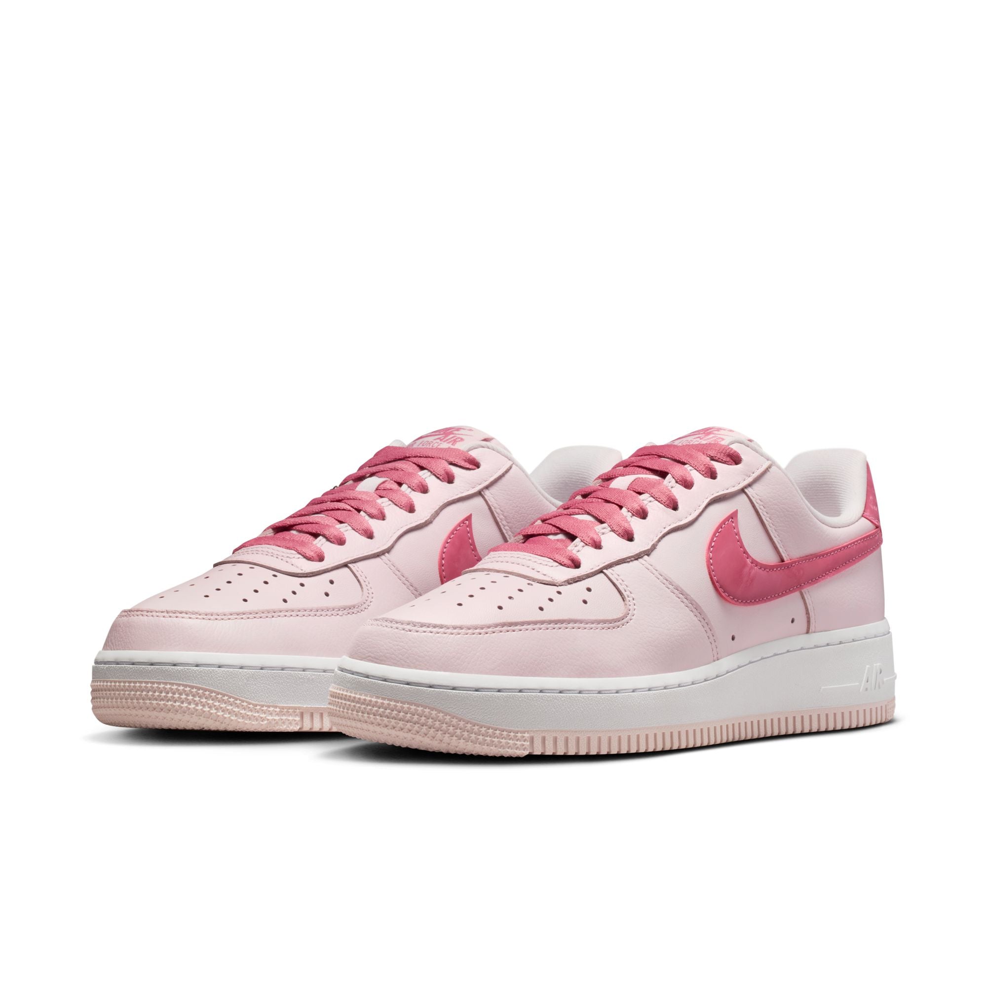 WOMENS NIKE AIR FORCE 1 '07 (VALENTINE'S DAY)