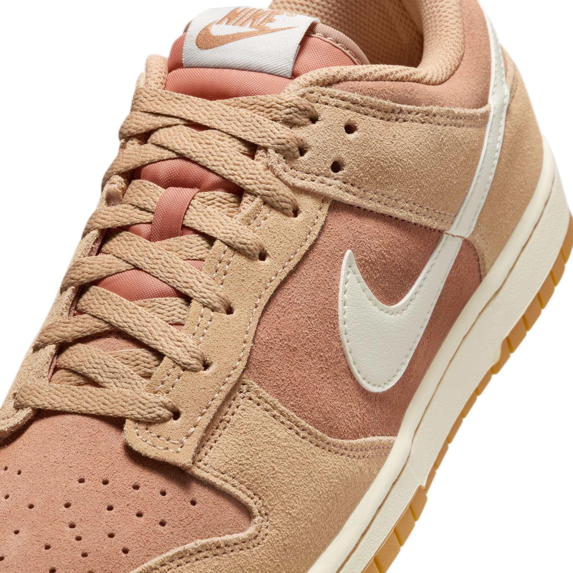 MENS NIKE DUNK LOW RETRO SE (HEMP/PALE IVORY/TERRA BLUSH)