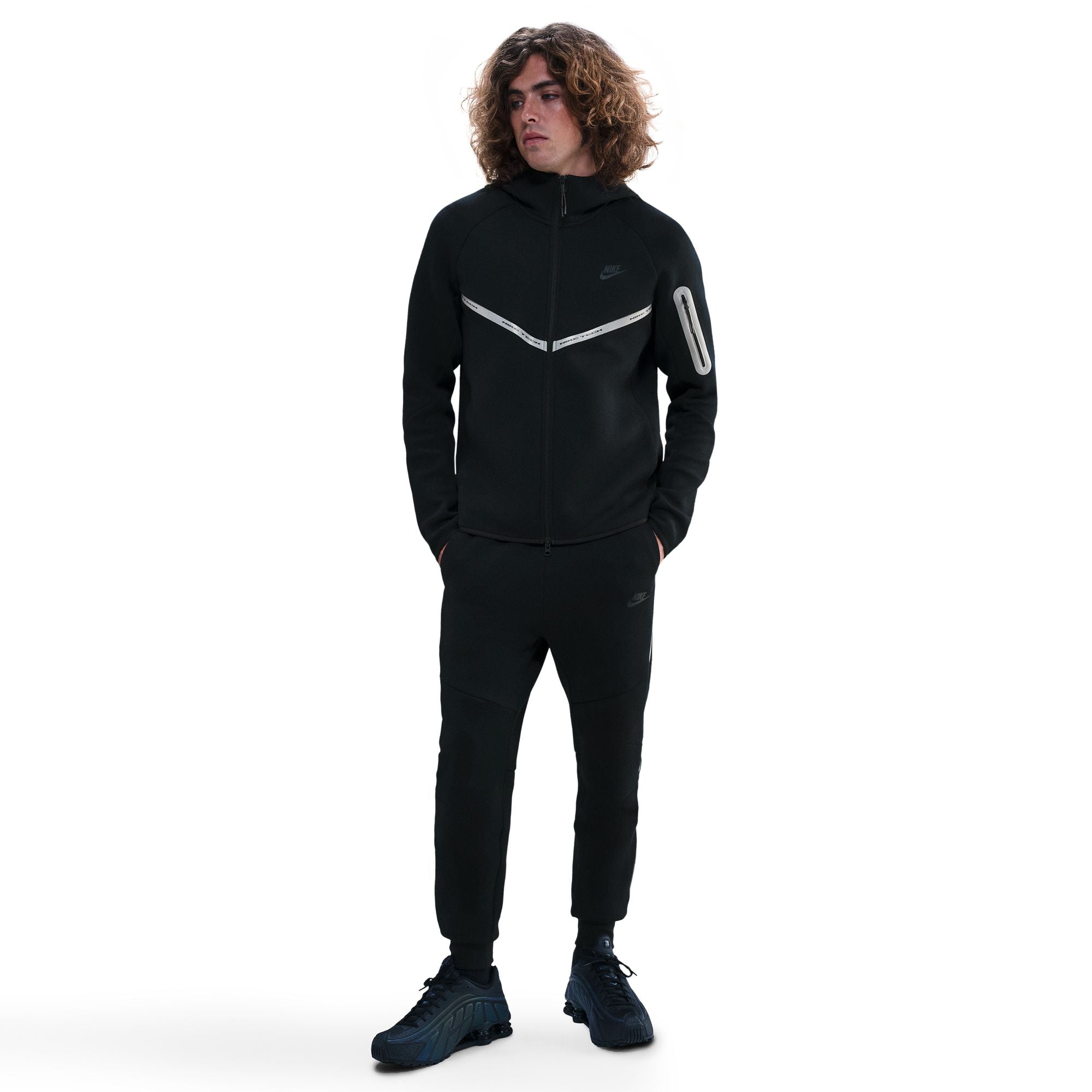 MENS NIKE TECH FLEECE FULL-ZIP WINDRUNNER WARMUP WITH REFLECTIVE ACCENTS (BLACK/BLACK)