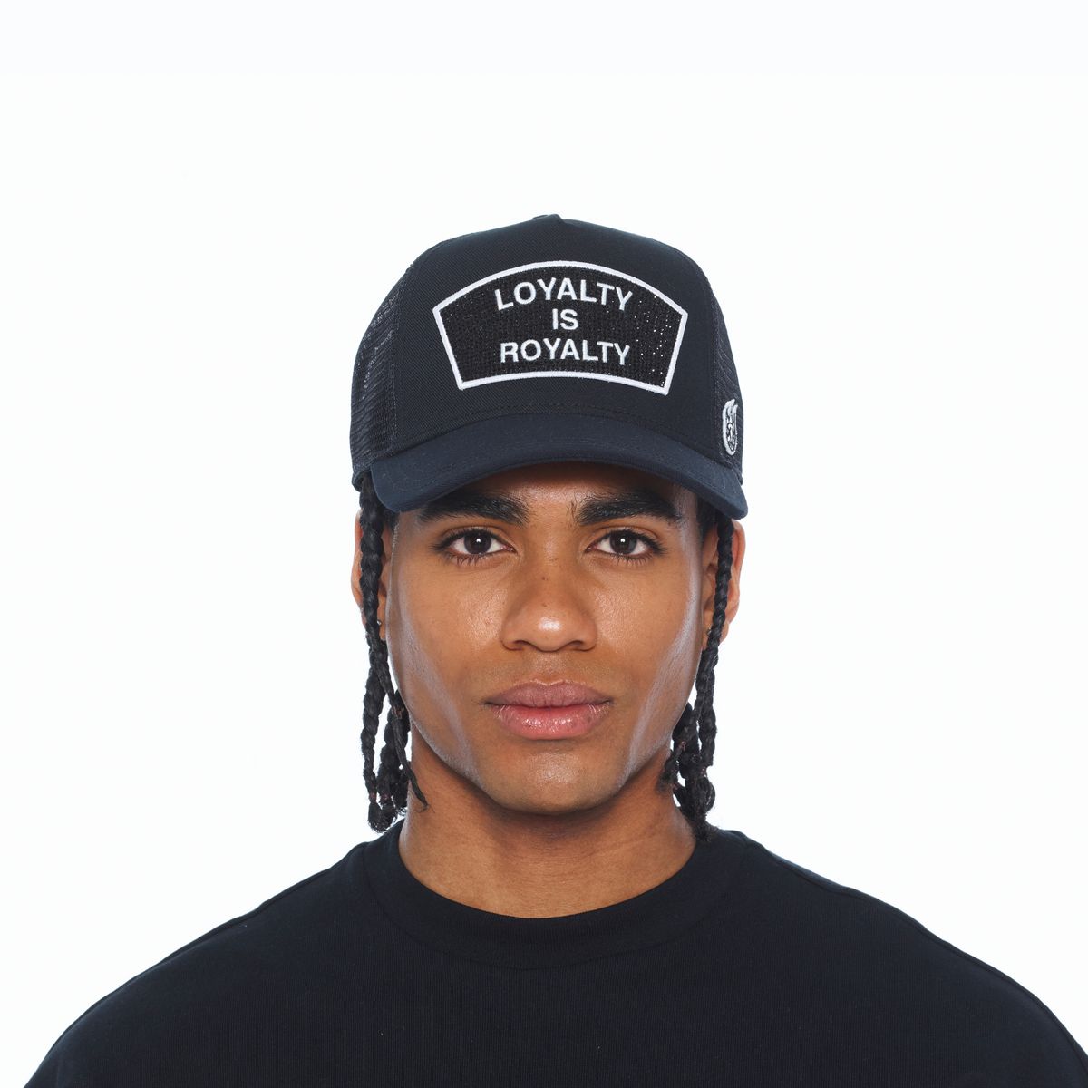 CULT MESH BACK TRUCKER CURVED VISOR " LOYALTY IS ROYALTY " (BLACK)