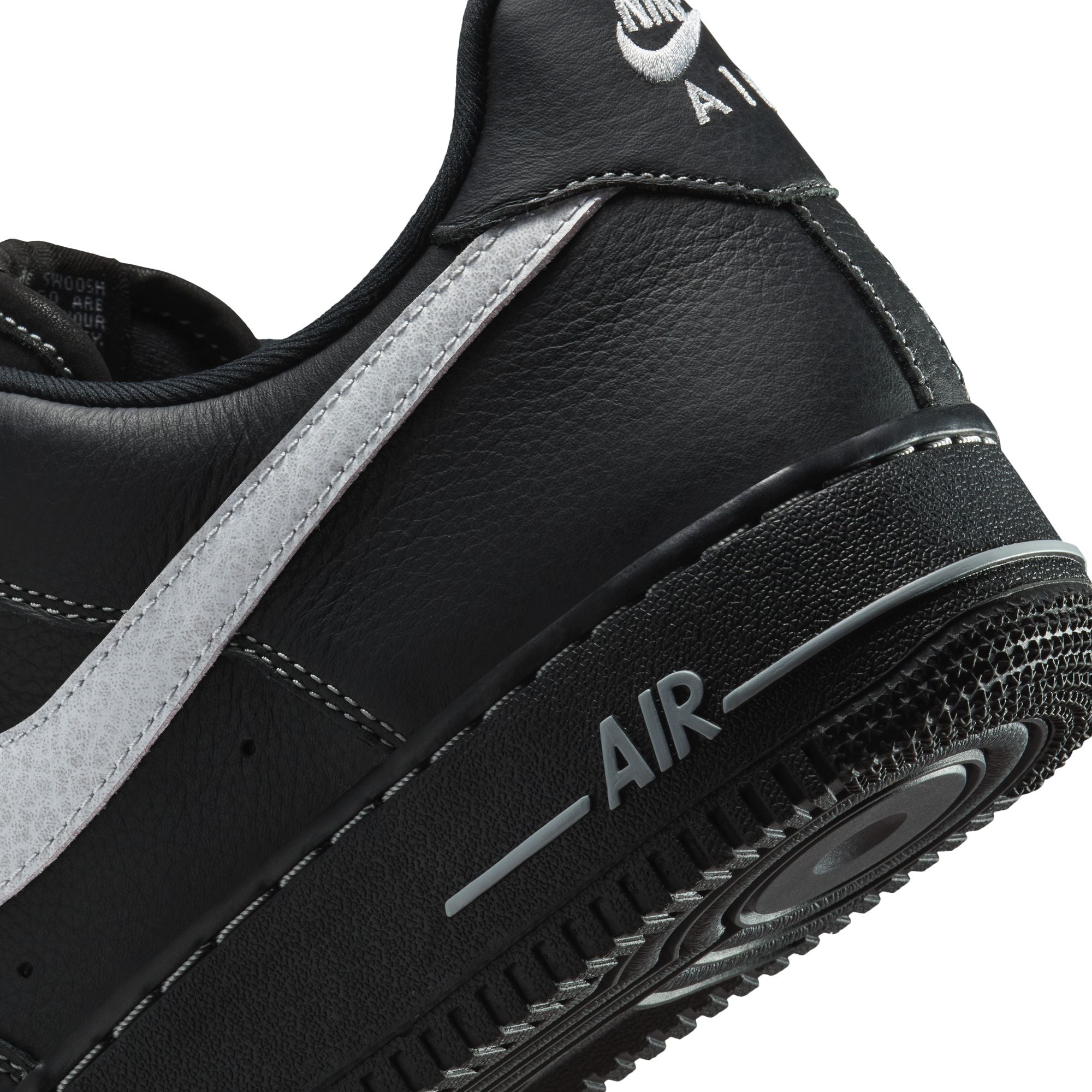 MENS NIKE AIR FORCE 1 '07 LV8 (BLACK/WOLF GREY)
