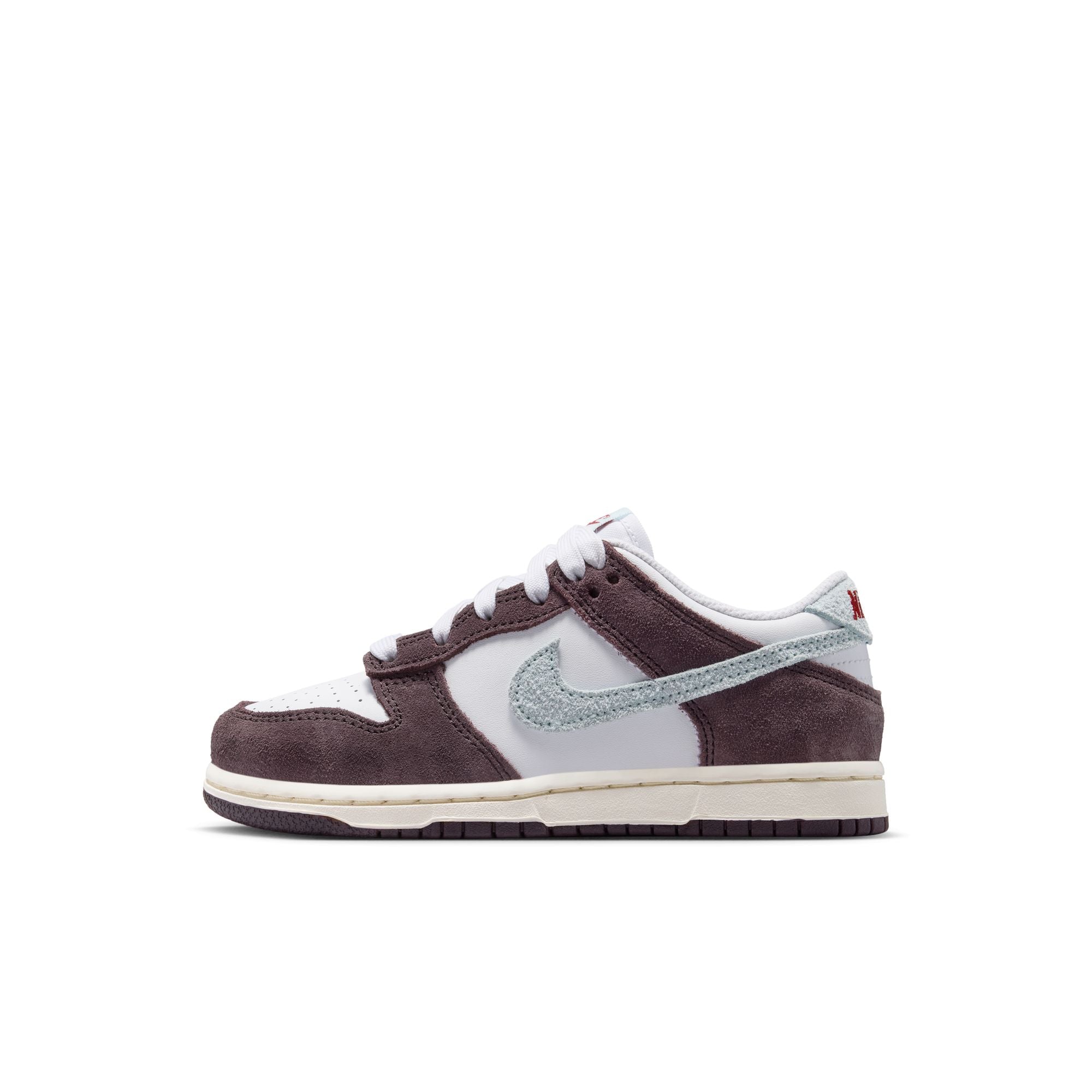 KIDS NIKE DUNK LOW SE PS (WHITE/GLACIER BLUE/BURGUNDY ASH)