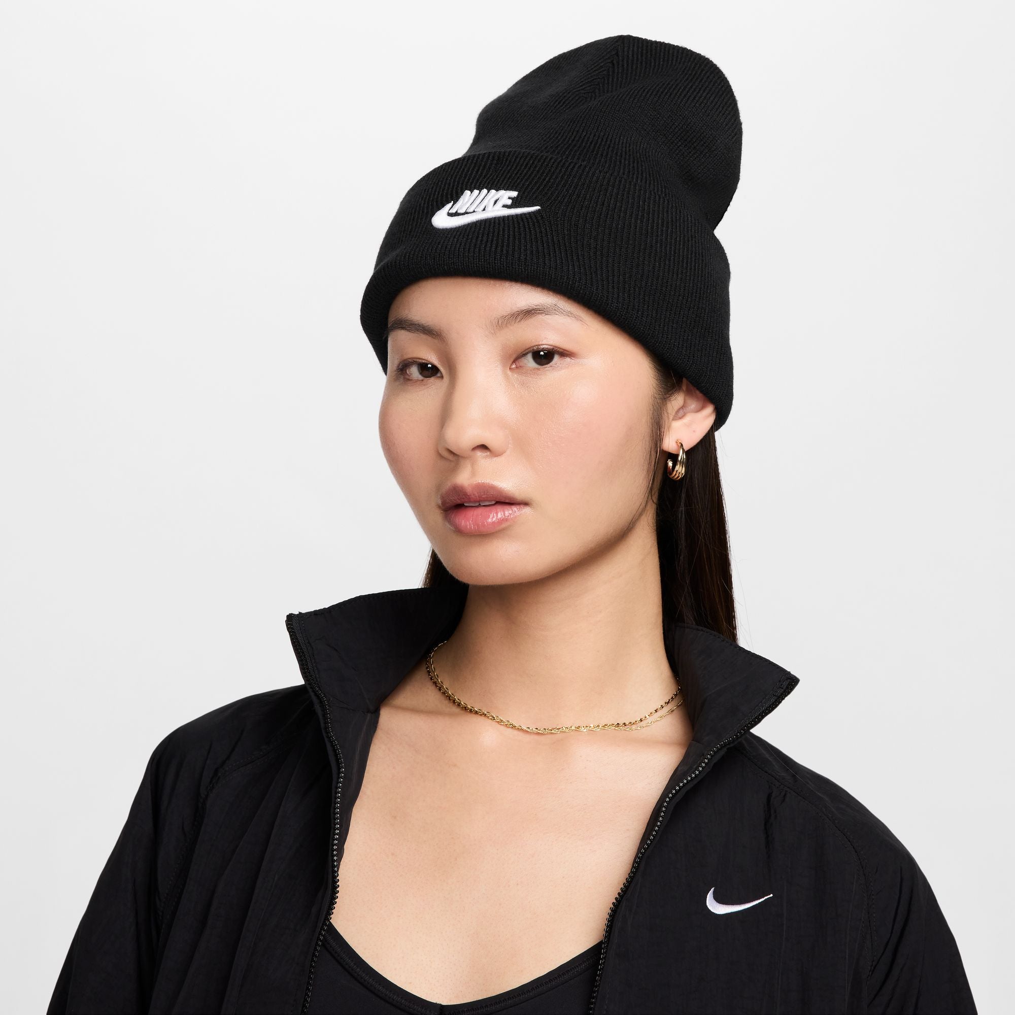 UNISEX NIKE PEAK BEANIE (BLACK/WHITE)