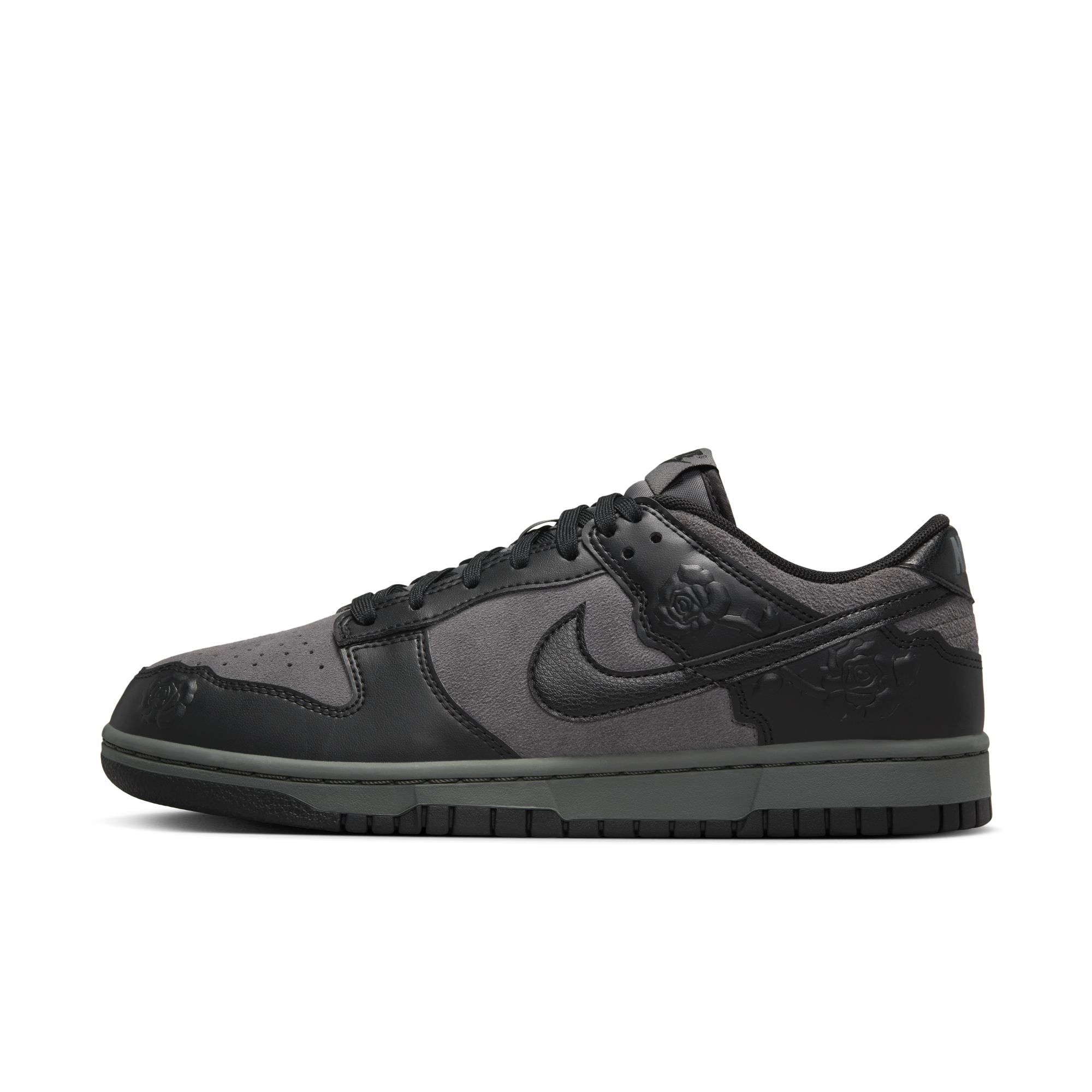 WOMENS NIKE DUNK LOW (BLACK ROSES)