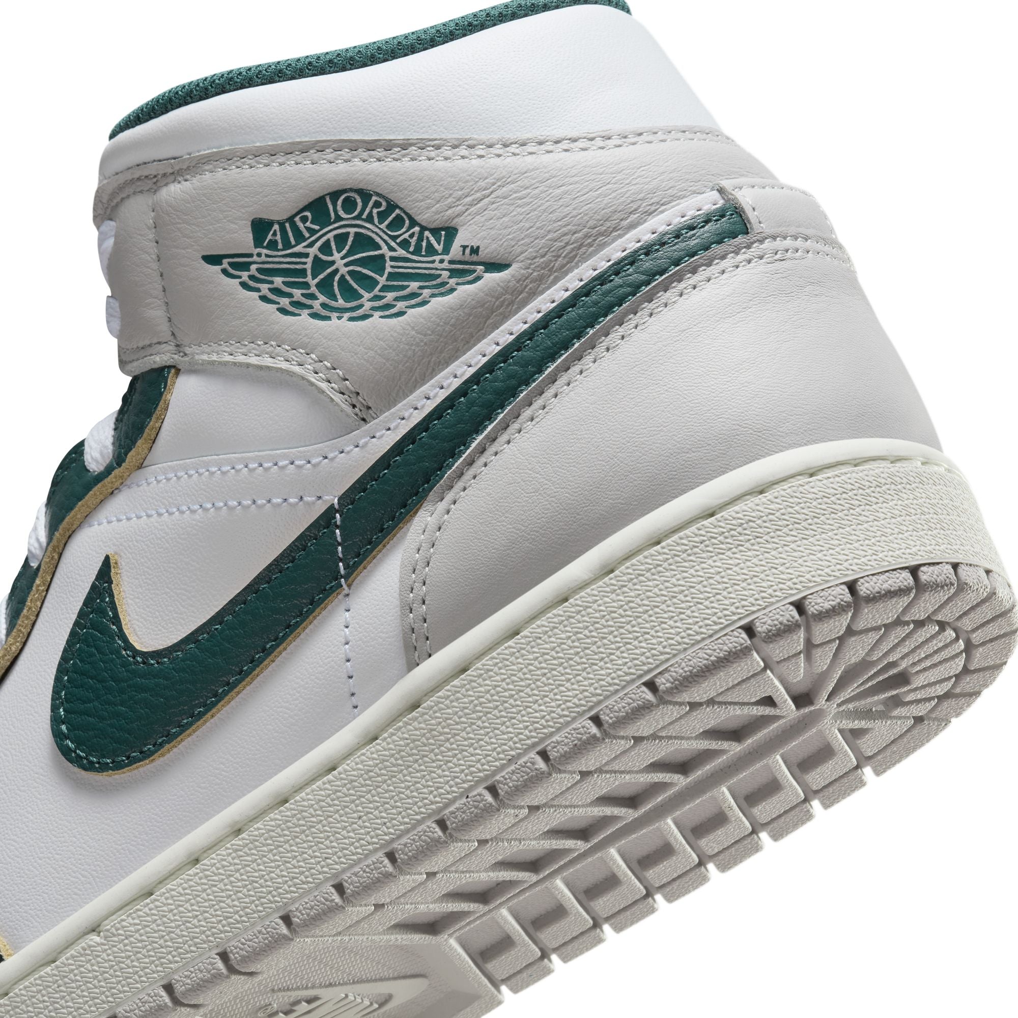 MENS AIR JORDAN 1 MID SE (WHITE/OXIDIZED GREEN/SAIL)