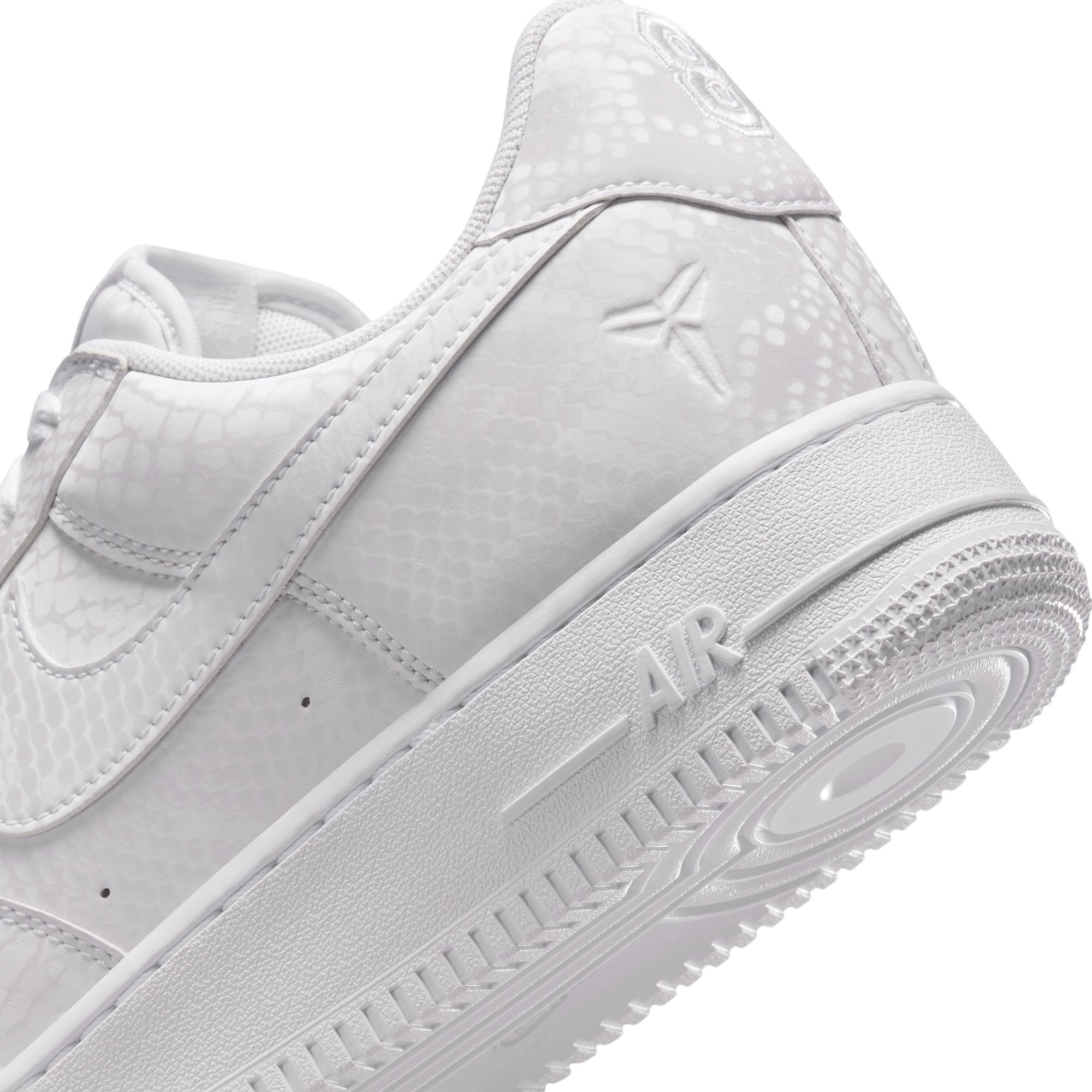 MENS NIKE AIR FORCE 1 LOW KOBE BRYANT (FOREVER WHITE)