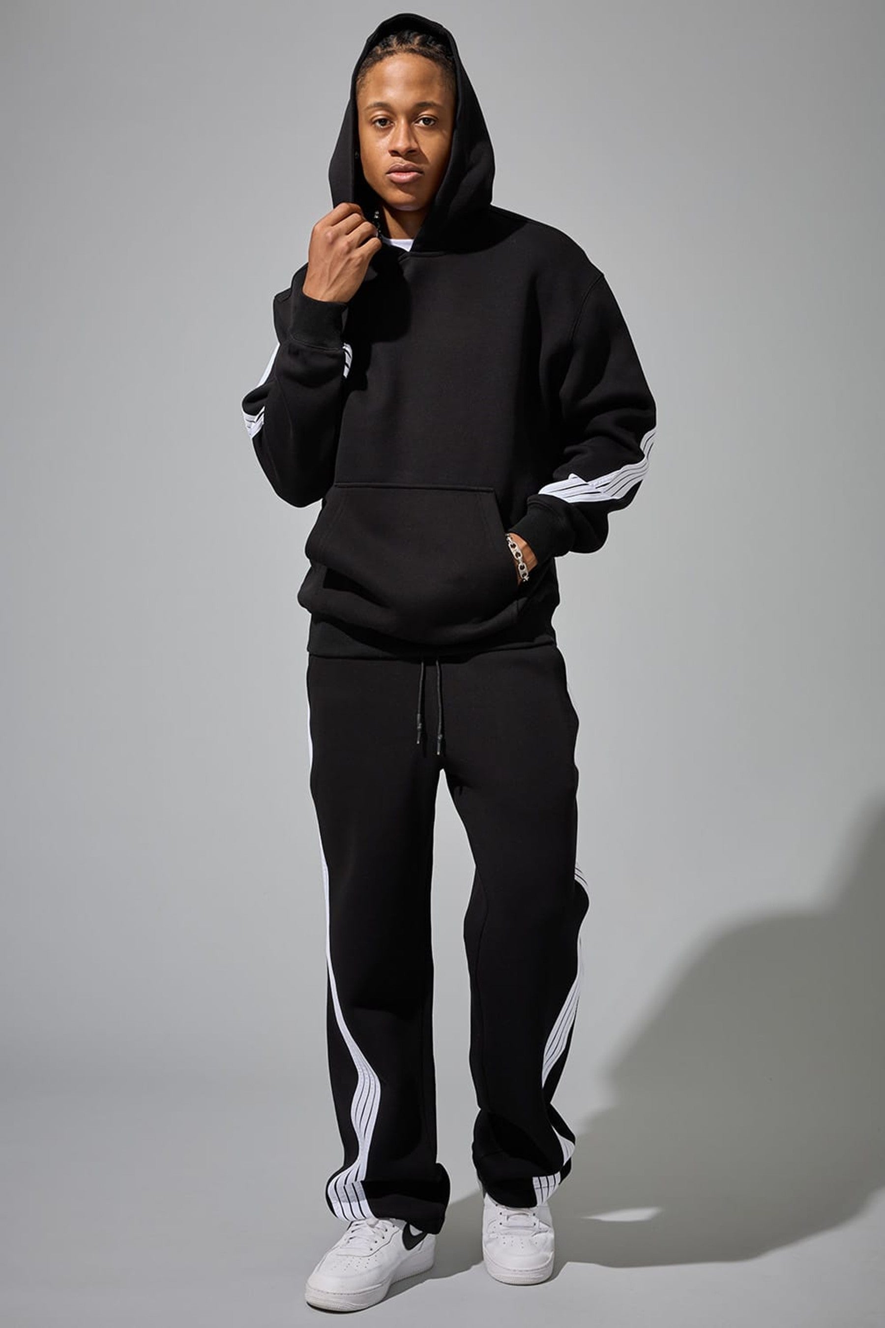 MENS JORDAN CRAIG THE BEAUTIFUL GAME PULLOVER HOODIE (BLACK)