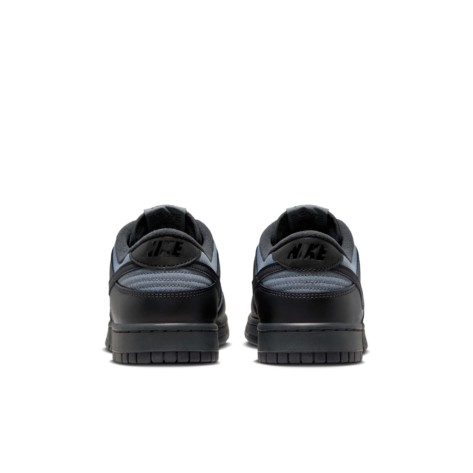 MENS NIKE DUNK LOW RETRO SE (OFF NOIR)