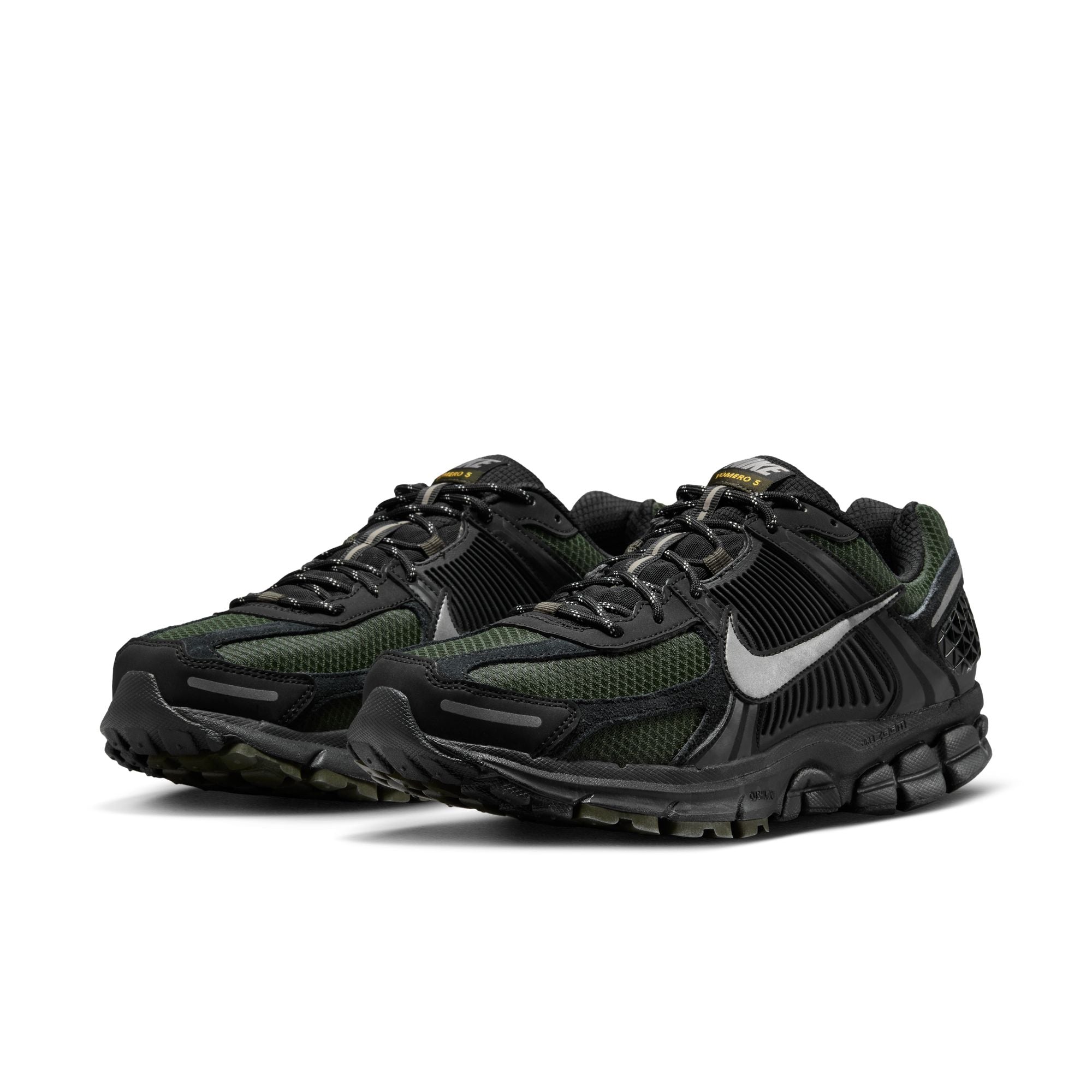 MENS NIKE ZOOM VOMERO 5 (BLACK/SEQUOIA)