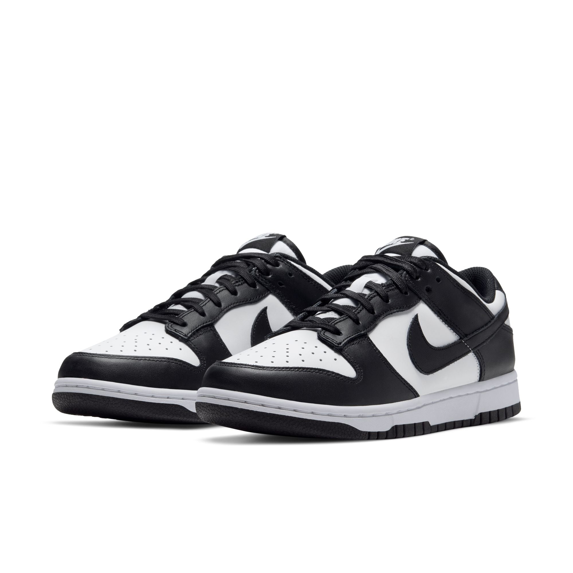 WOMEN'S NIKE DUNK LOW (PANDA)