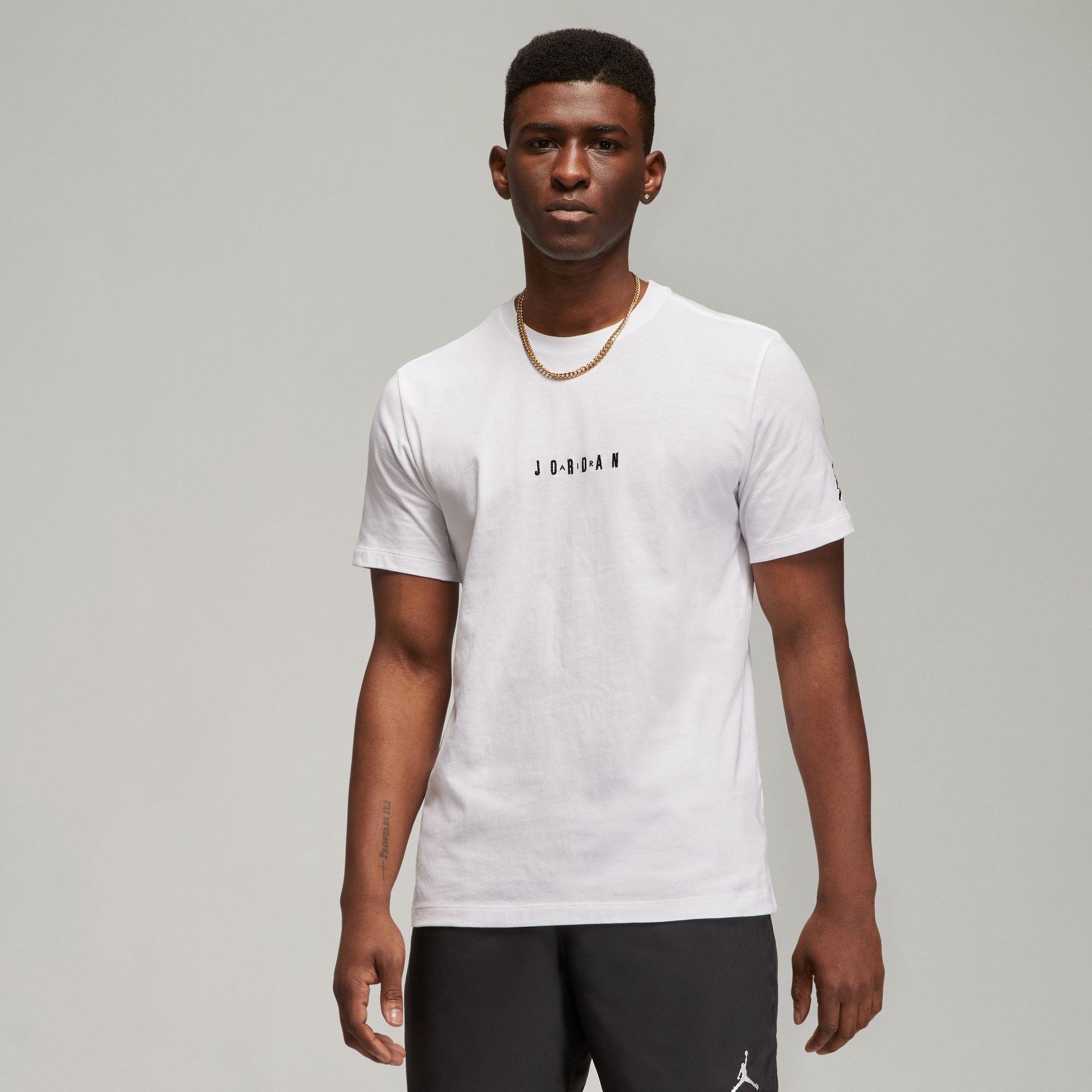 MENS JORDAN EMB JORDAN AIR SHIRT (WHITE/BLACK)