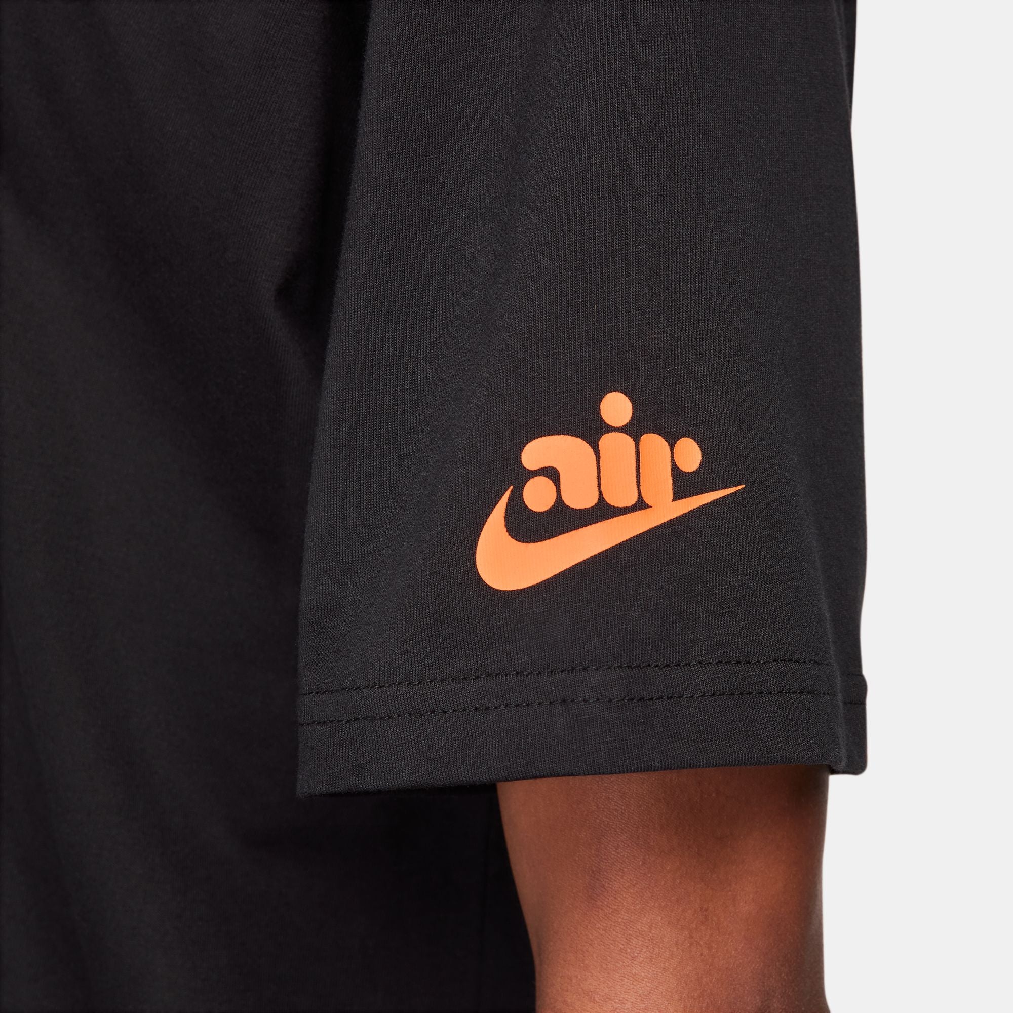 NSW MAX90 AIR MAX DAY T-SHIRT (BLACK)