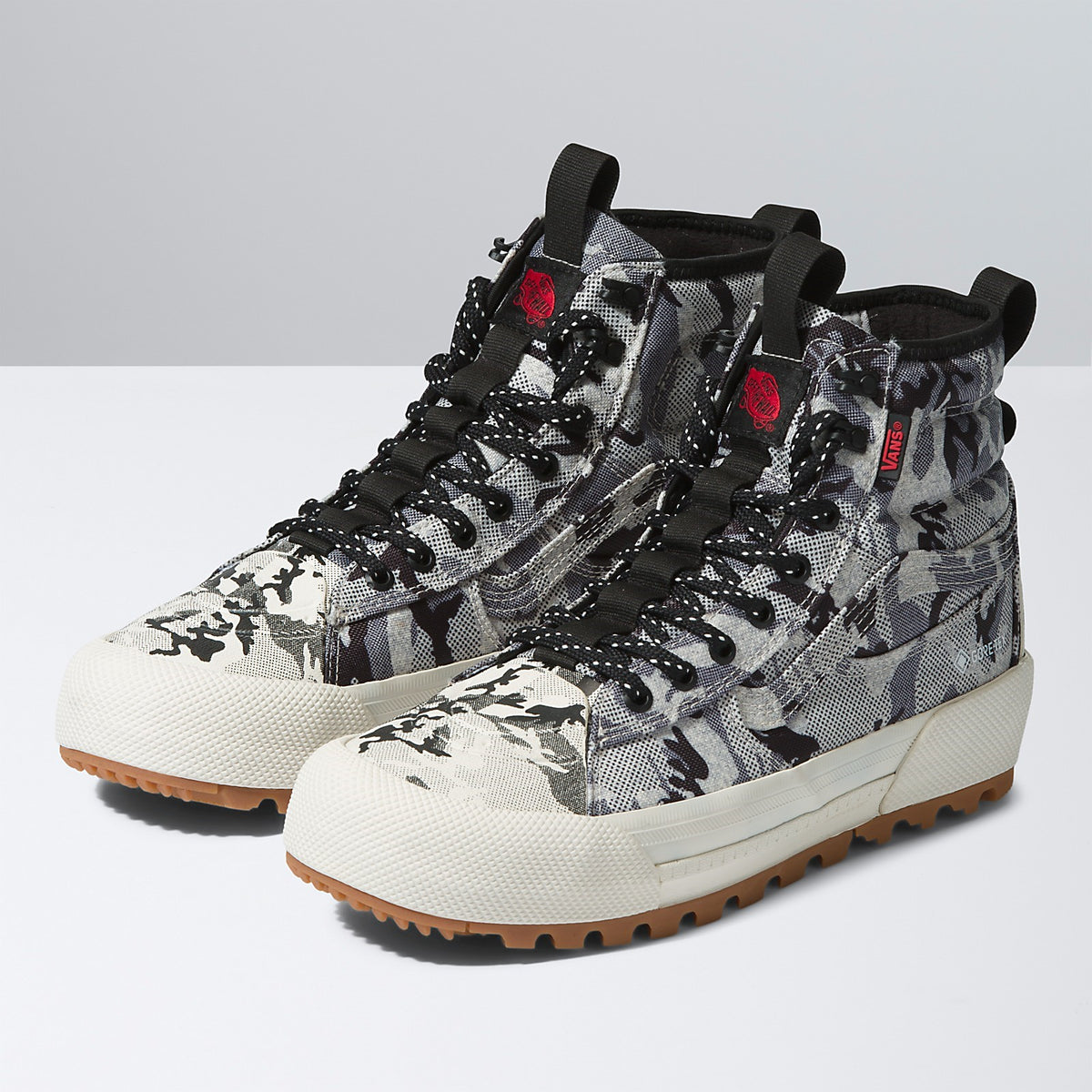Vans Men sk8-hi 46 mte All Weather Shoes Size 6.5 Camo/checkered EUC $_57.JPG?set_id=880000500F main image 2